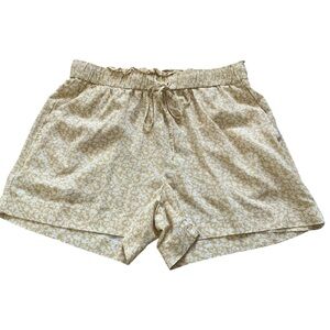 Banana republic yellow floral spring shorts 4” women’s small summer lightweight